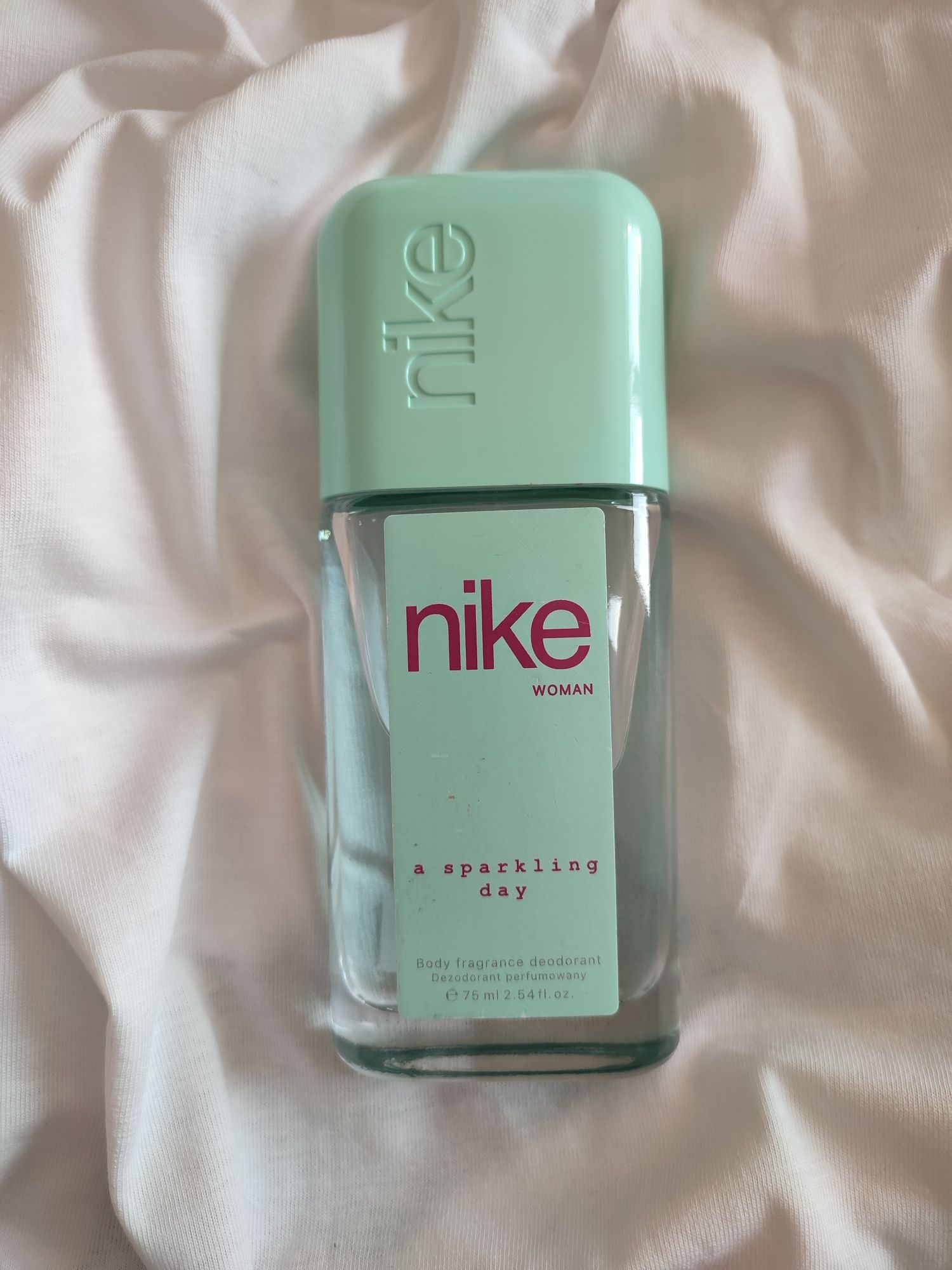 Perfumy Nike a sparkling day