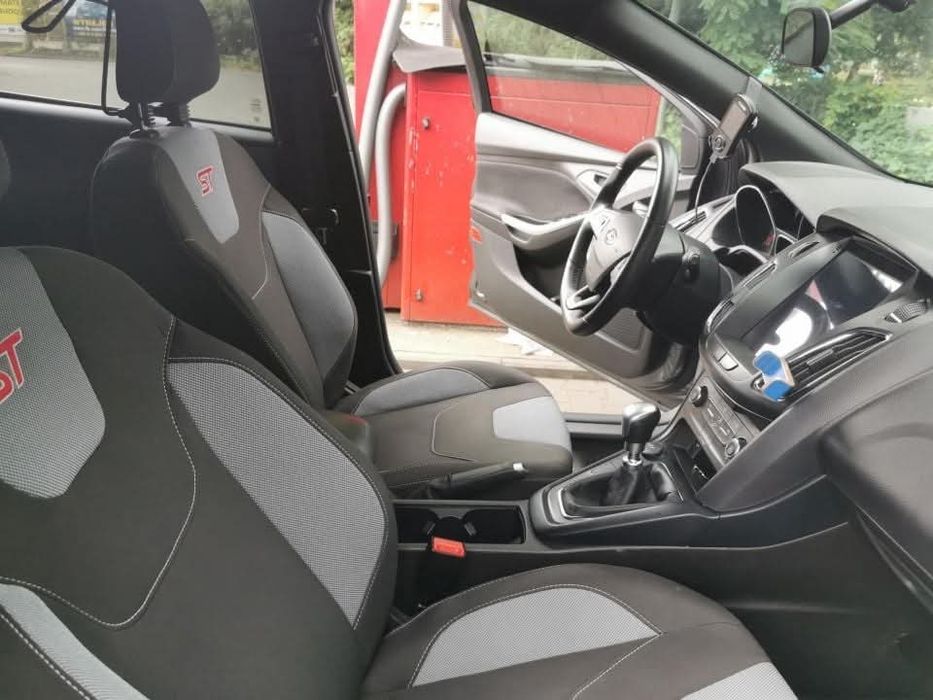 Ford Focus ST mk3 Cobb