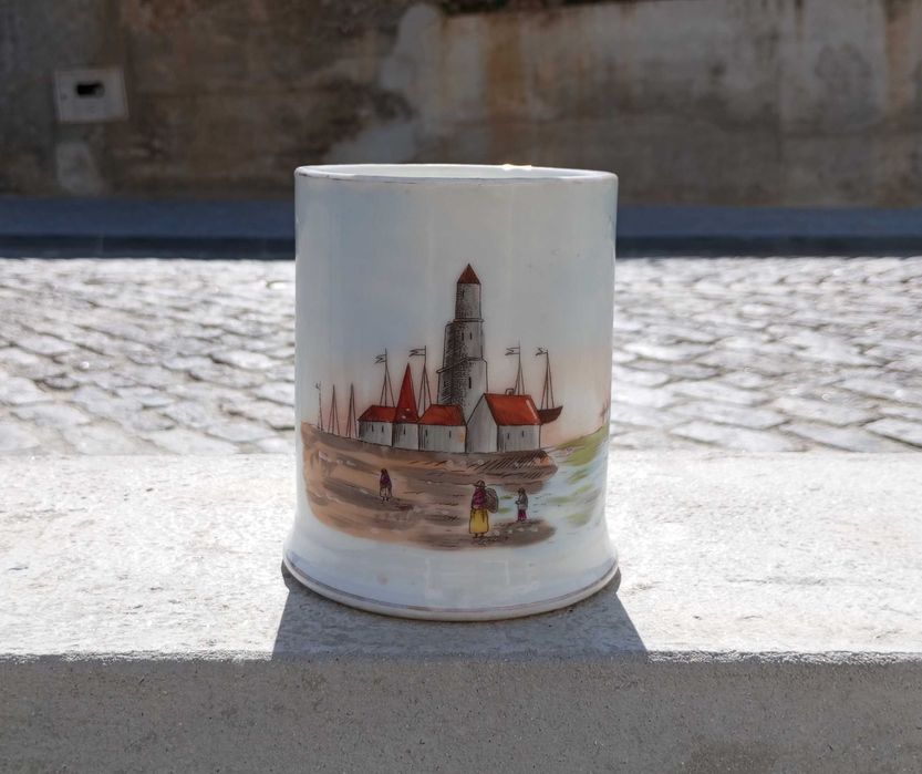 Antiga caneca grande Vista Alegre 1881 a 1921