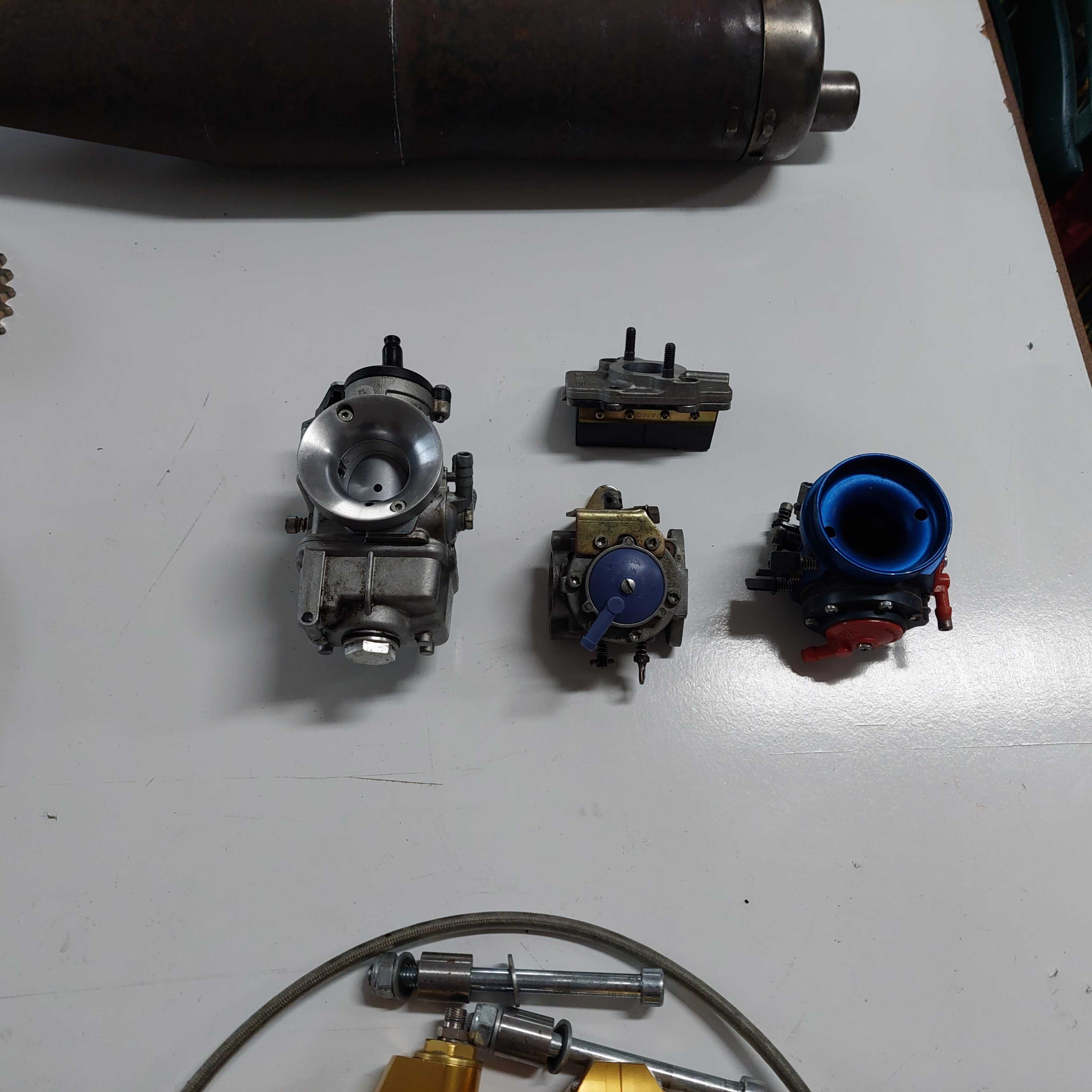 KART- Jantes, carburadores, cremalheiras, escape e sistema de travagem