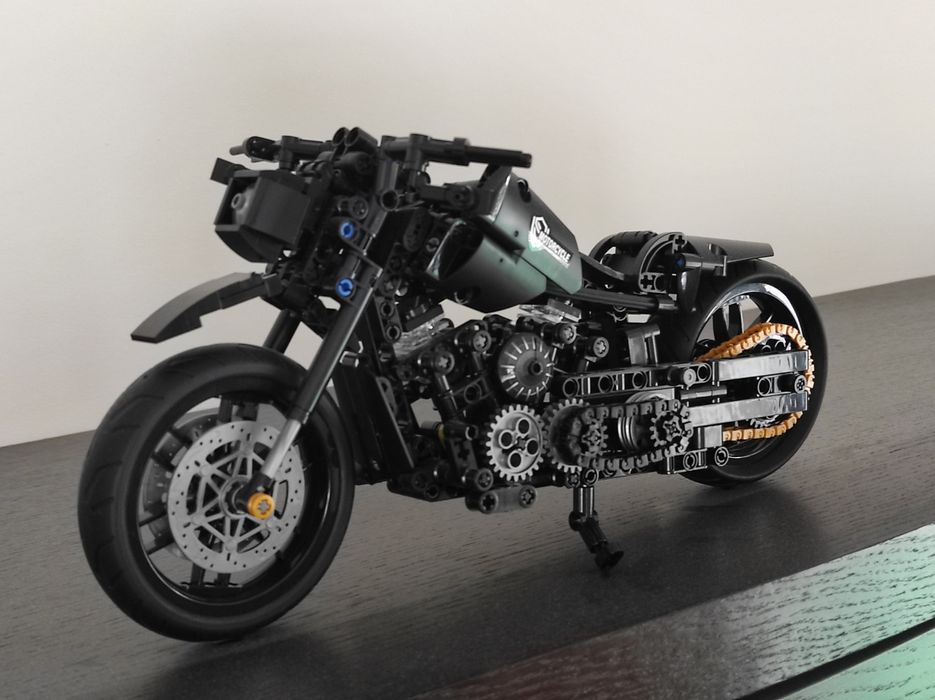 Klocki technic Motocykl Harley Davidson + pudełko
