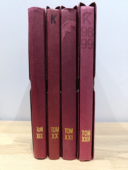 Klasery ze znaczkami czystymi Polska w tomach jubileuszowych 19-22