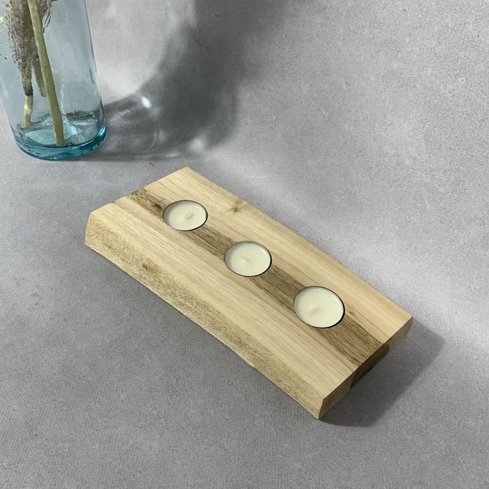 Drewniany świecznik na 3 tealighty – handmade orzech włoski
