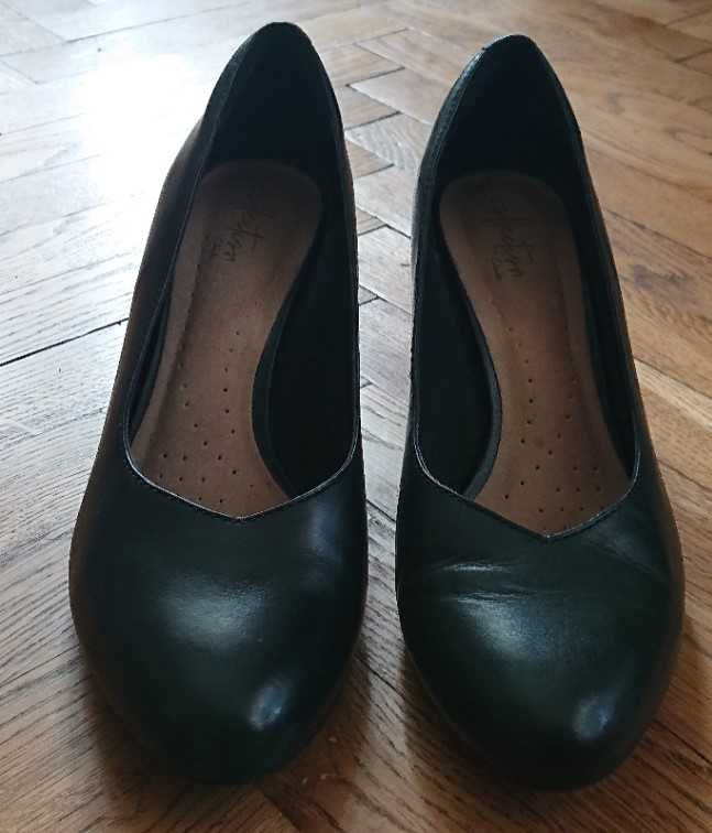 Klasyczne czarne szpilki czółenka CLARKS skóra naturalna rozmiar 40