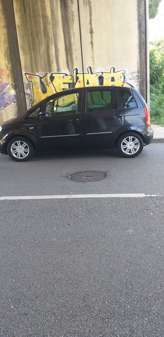 Lancia musa 1.3 diesel 2005