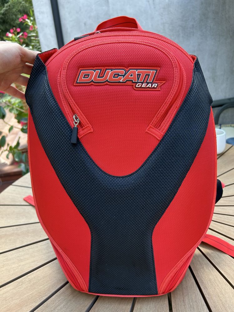 Plecak motocyklowy wzmacniany