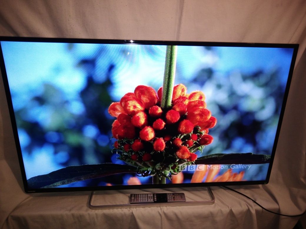 Телевизор SmartTv Toshiba 47 диагональ