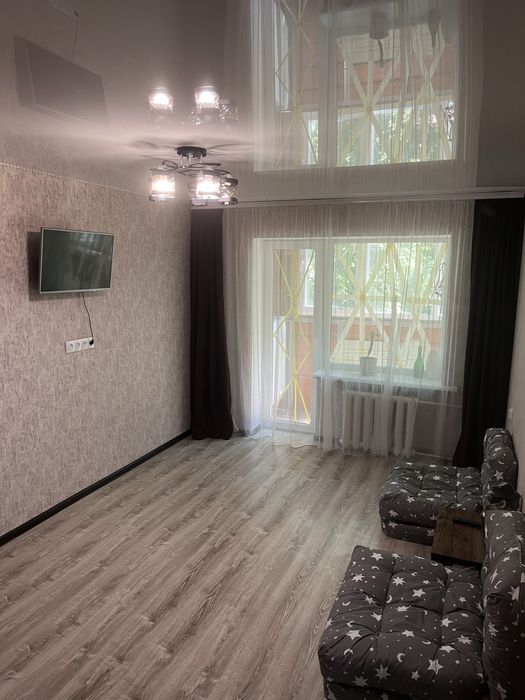 Срочно Продам 2 комнатную квартиру с ремонтом