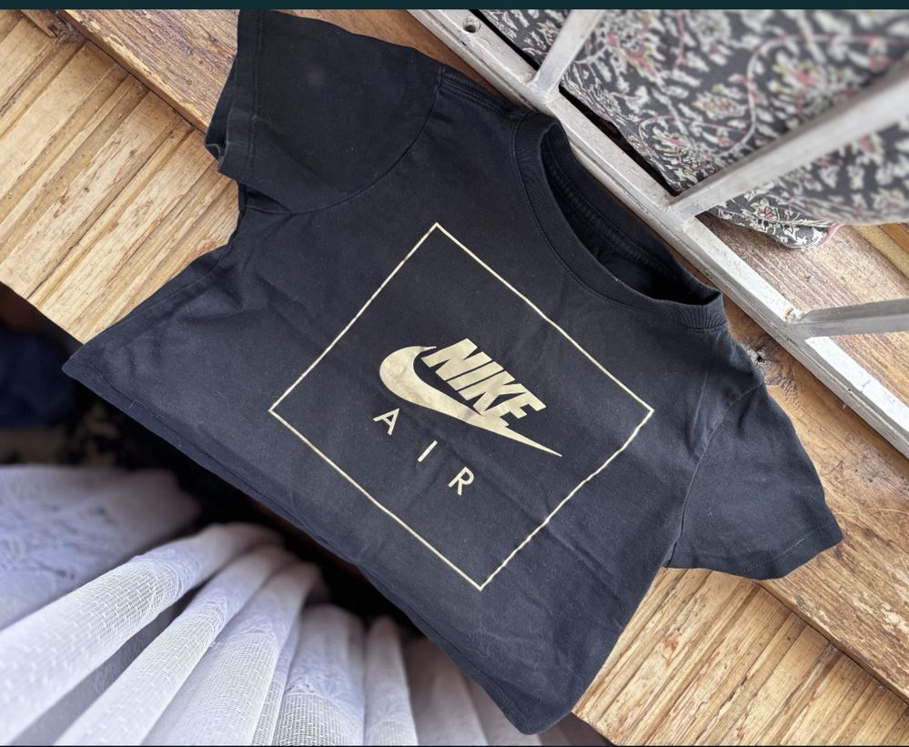 Футболка-топ від Nike 137-146, 128-137