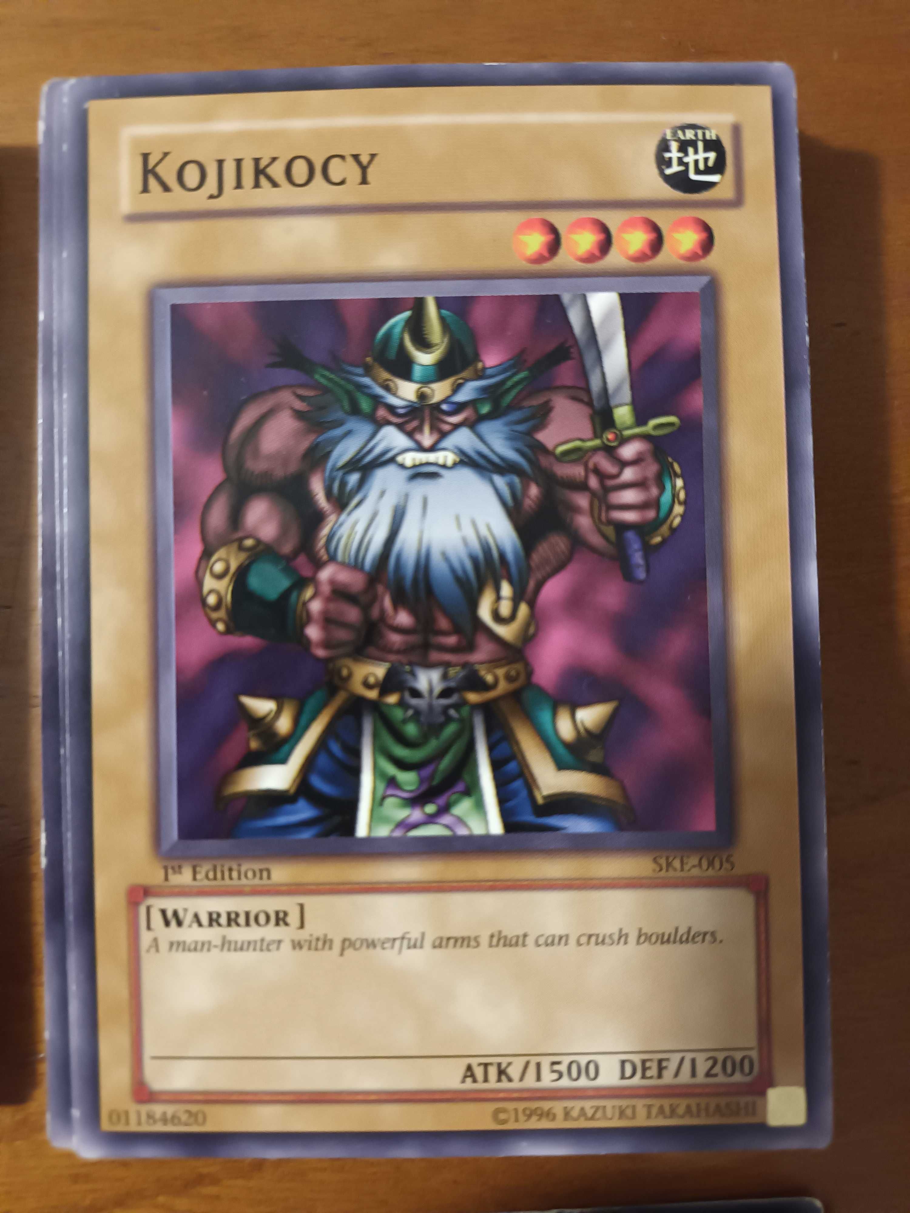 Cartas Yu-Gi-Ho diversas de colecção