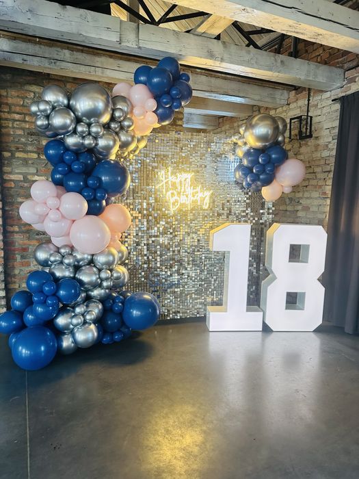 Dekoracja ścianka balonowa