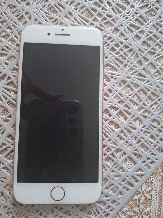 iPhone 8 Bardzo dobry stan