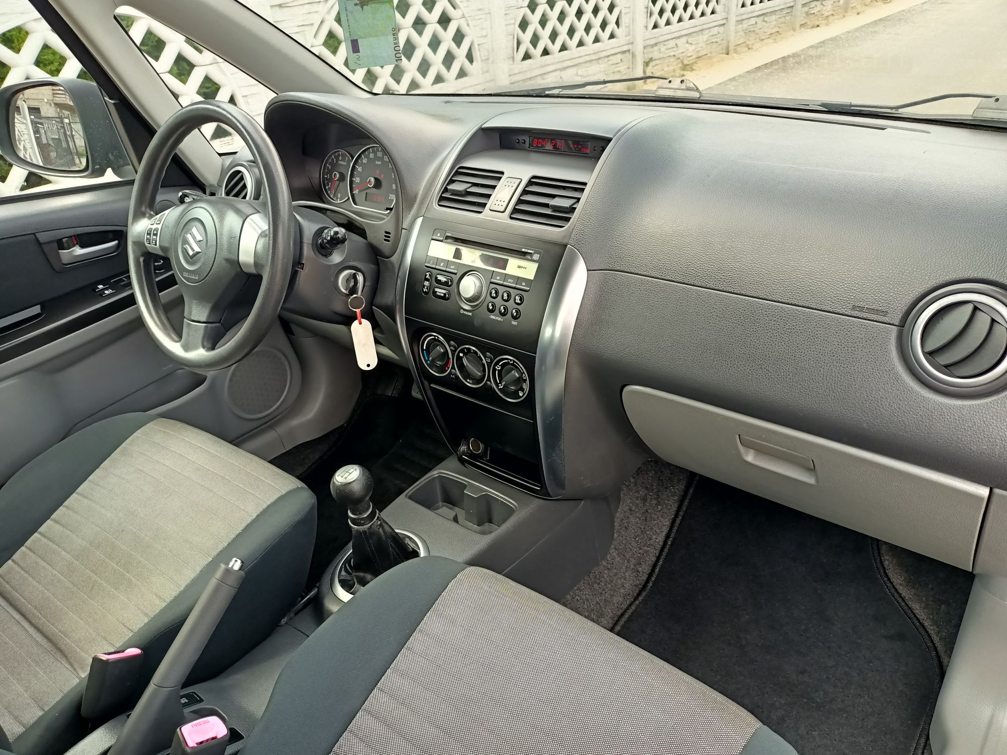 Suzuki SX4 z Niemiec w super stanie.