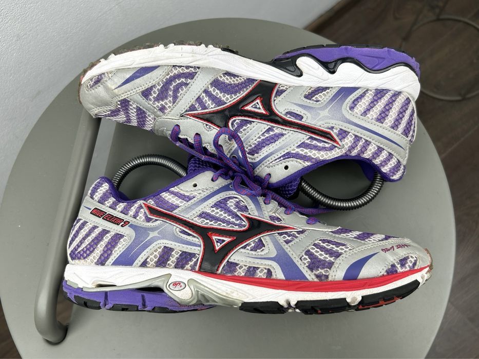 Оригінал! Кросівки Mizuno Wave Elixir 39 розмір 02496