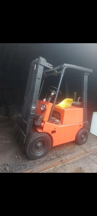 Вилочний навантажувач дизель продам/обмін  кара погрузчик Desta