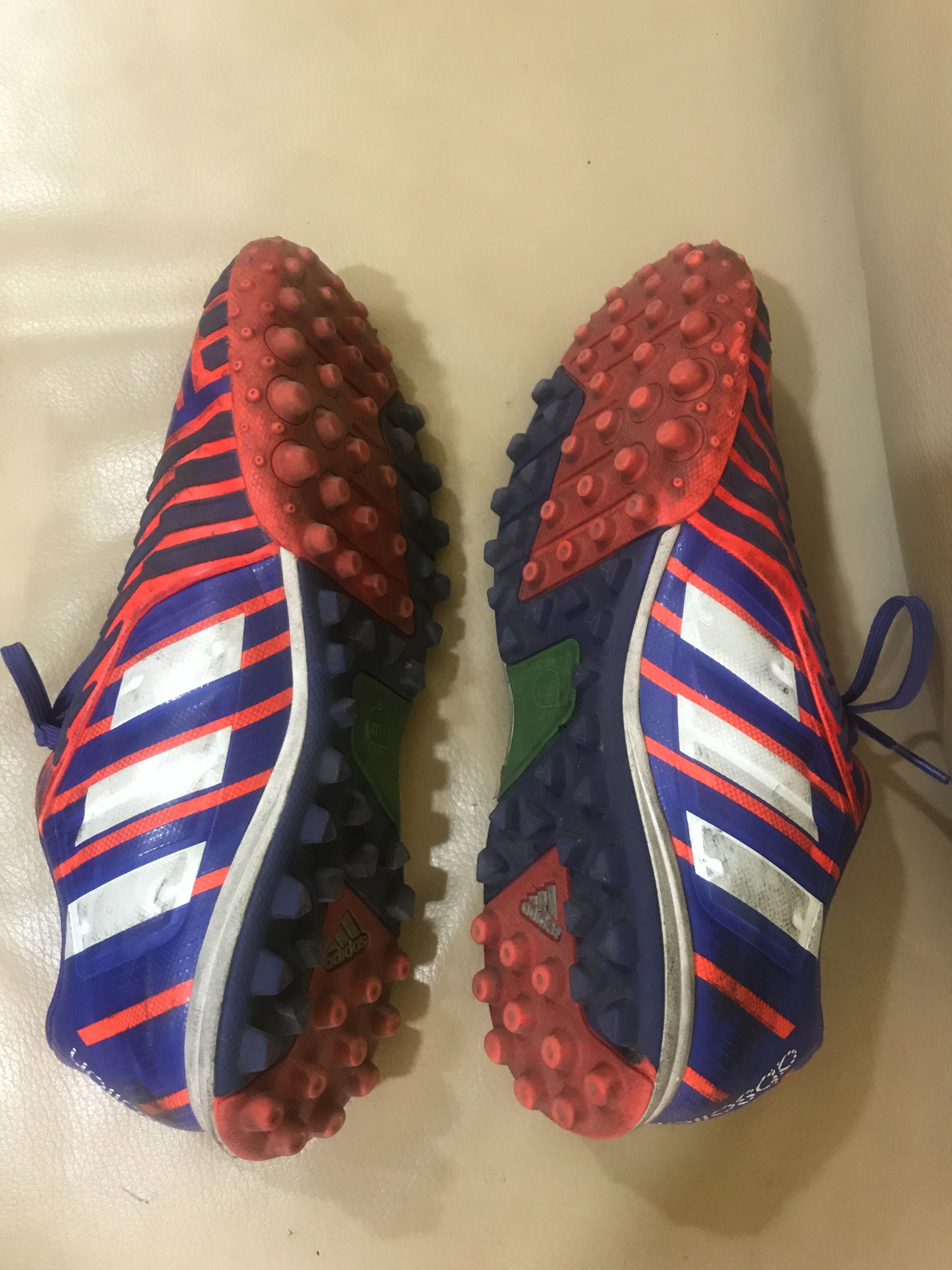 Буцы “ADIDAS PREDATOR “ 40 р. оригинал состояние новых