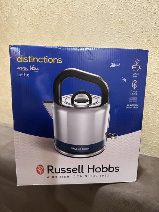 Електрочайник Russell Hobbs