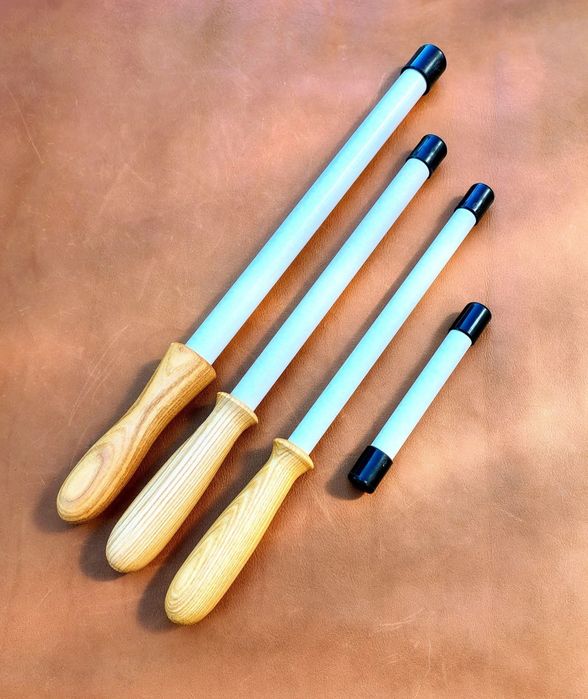 Мусат керамічний.Для правки ножів.