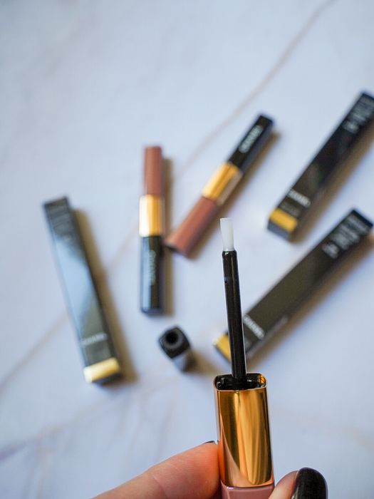 Рідка помада Chanel Le Rouge Duo Ultra Tenue 186 Pink Nude