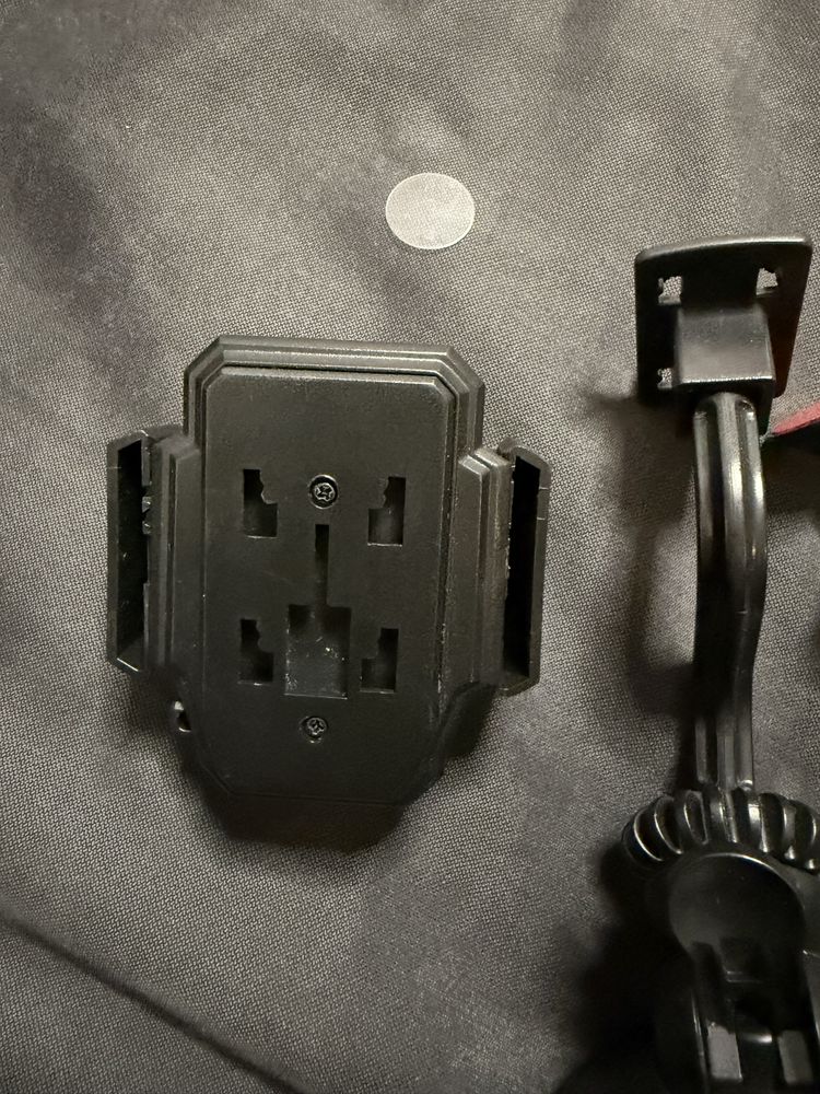 Uchwyt na telefon do samochodu