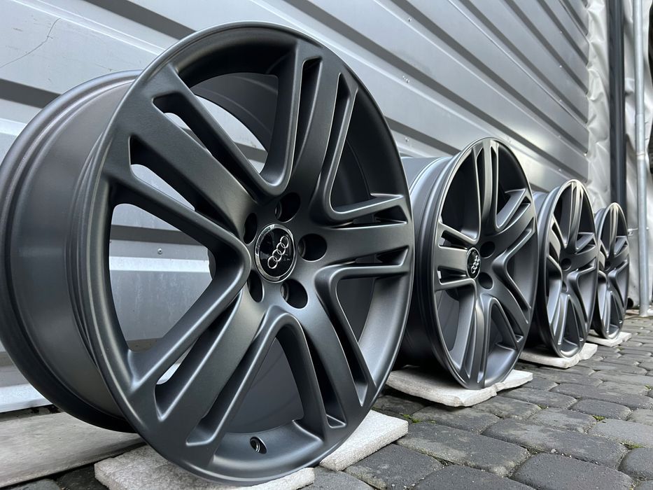 NOWE Oryginalne Felgi Audi 18 A3 A4 A6 A8 Q3 TT