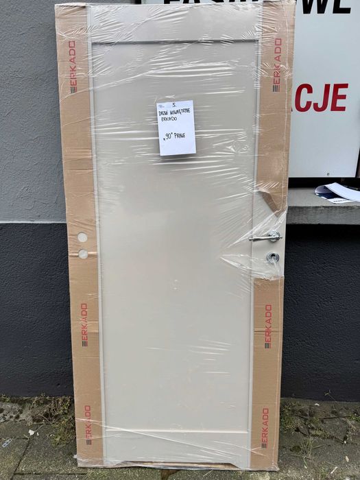 Drzwi wewnętrzne ERKADO nowe z klamką