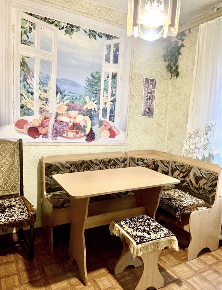 Продам 2 ком квартиру Южный 2-й мкр-н Коммунарский р-н