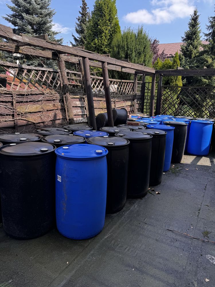 Beczki 200l czyste (po alkoholu)
