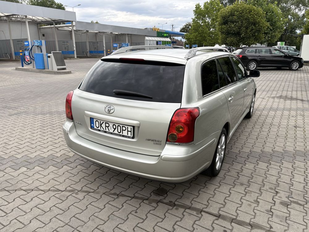 Toyota Avensis 2.0 kombi 2003r xenon CHECK SONDY