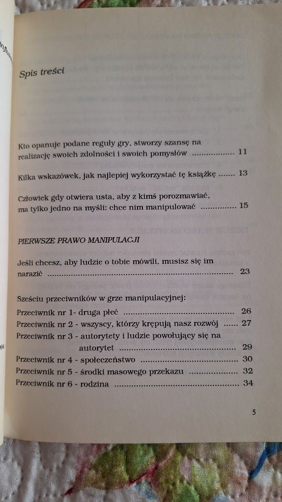 Manipulować - ale jak? Osiem praw postępowania z ludźmi Josef Kirschne