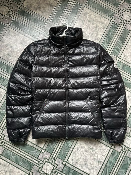 Жіноча куртка Moncler