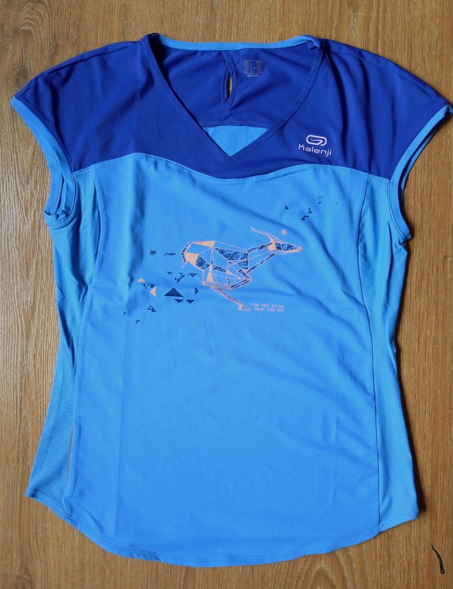 Спортивні трекінгові бігові жіночі футболки, розмір М.