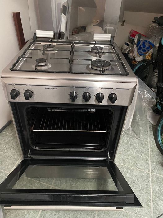 Fogão  com forno elétrico