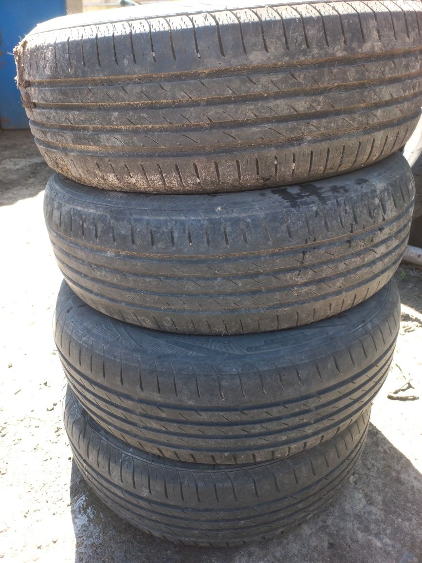 Продам резину!!! NEXEN 215/65 R16