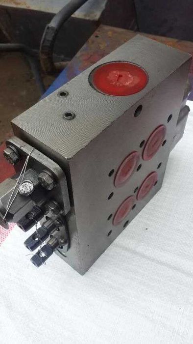 Розподільник Р80 РП70 Р160 Р 100 Penta,Hyva, Parker JCB.Ремонт та нові