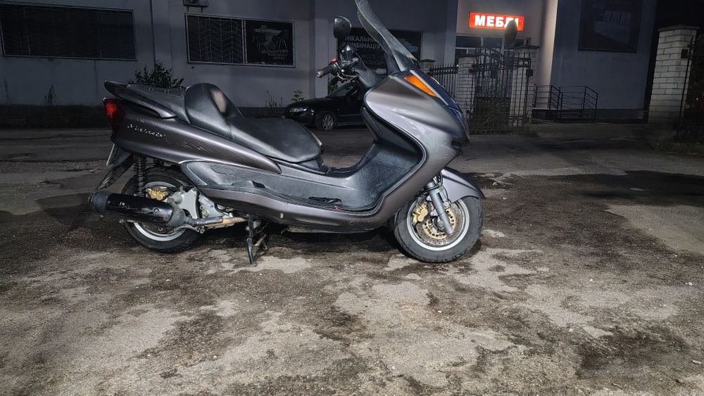 Yamaha majesty 250