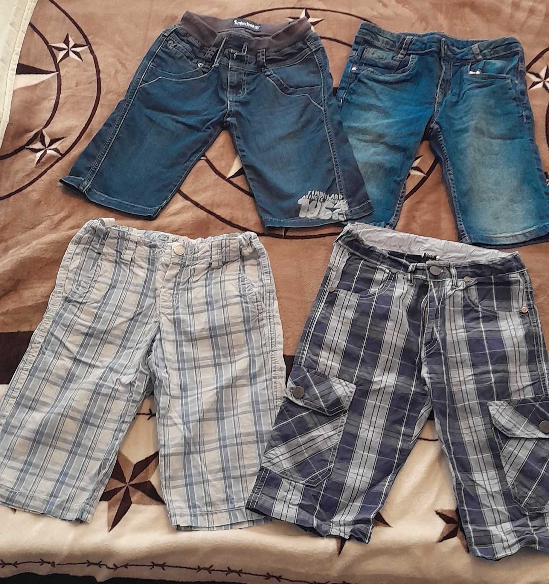 Roupa de menino e menina