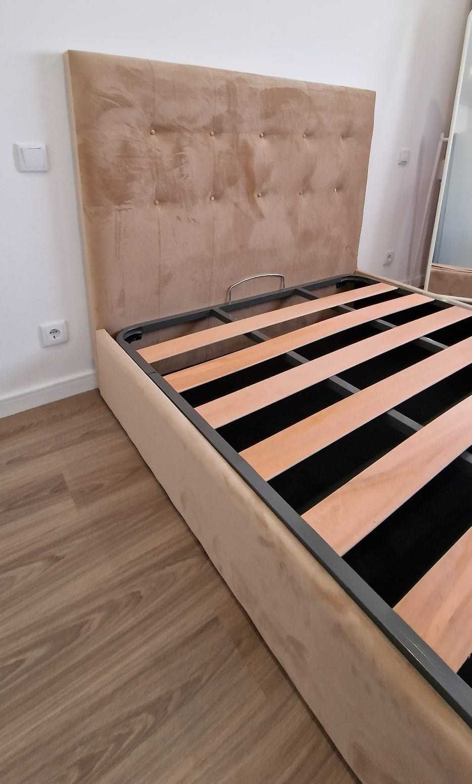Camas De Casal Estofadas Top de Gama 190x140m Estrado Incluído 199€ !!