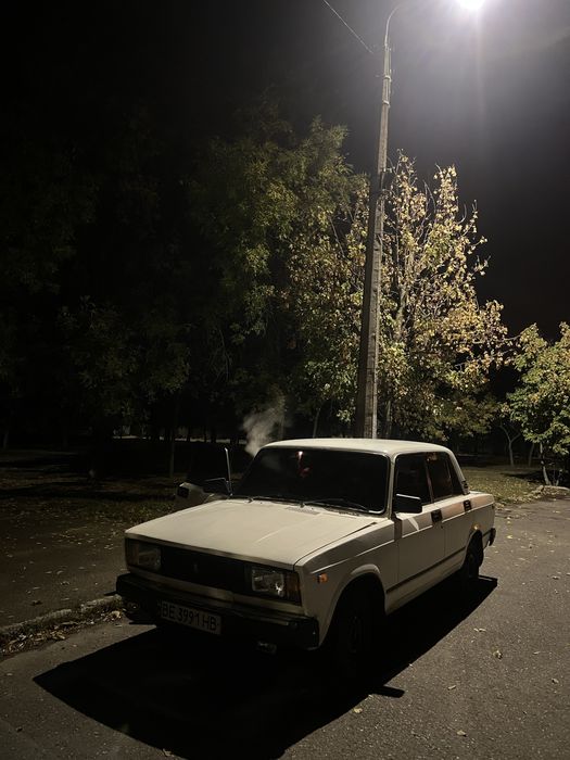 Продам ваз 2105