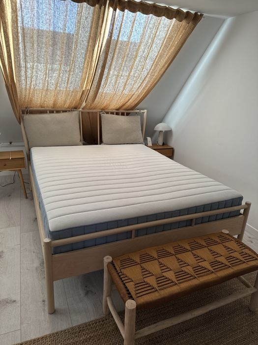 Łóżko Ikea Bjorksnas i Materac Valevag 160x200 w świetnym stanie