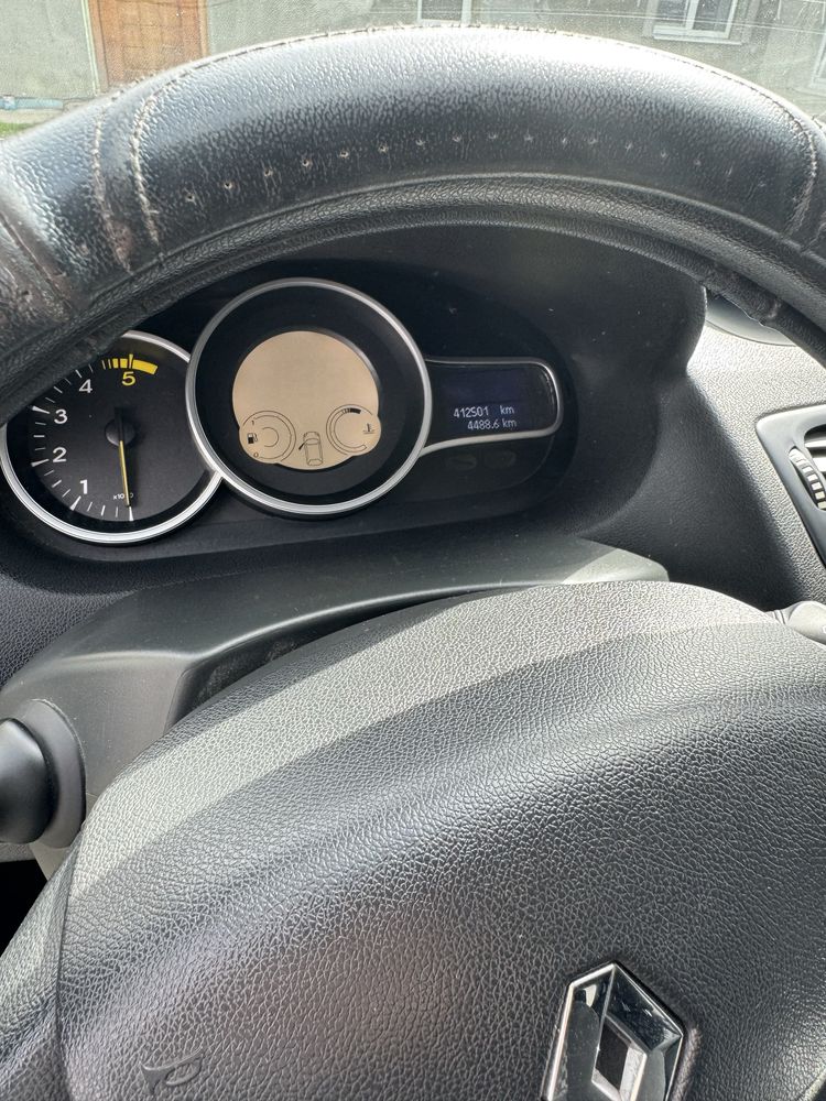 Renault Megane 3 2012 року механіка