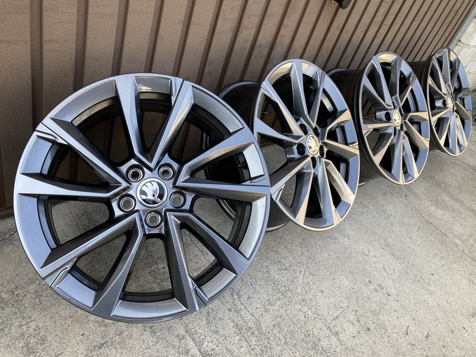 Felgi DEMO PROCYON skoda kamiq fabia scala rapid 17” 7” ET51