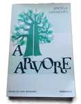 A Árvore, de Ângela Sarmento