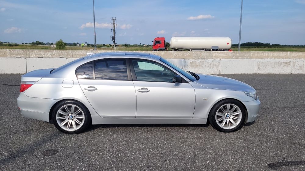 Sprzedam BMW 525i