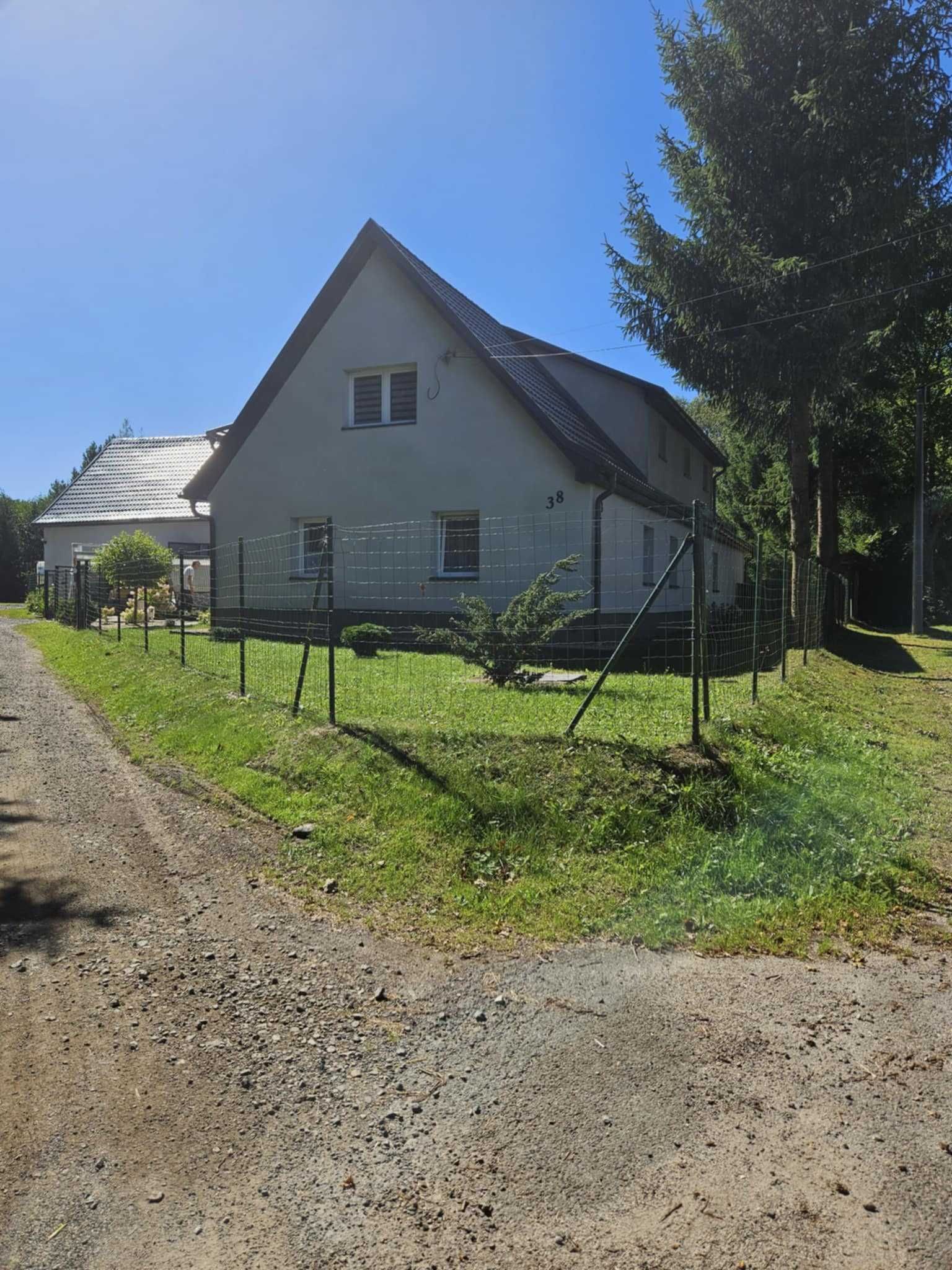 Dom 180 m² z dużym budynkiem gospodarczym  okolice Krzeszowa