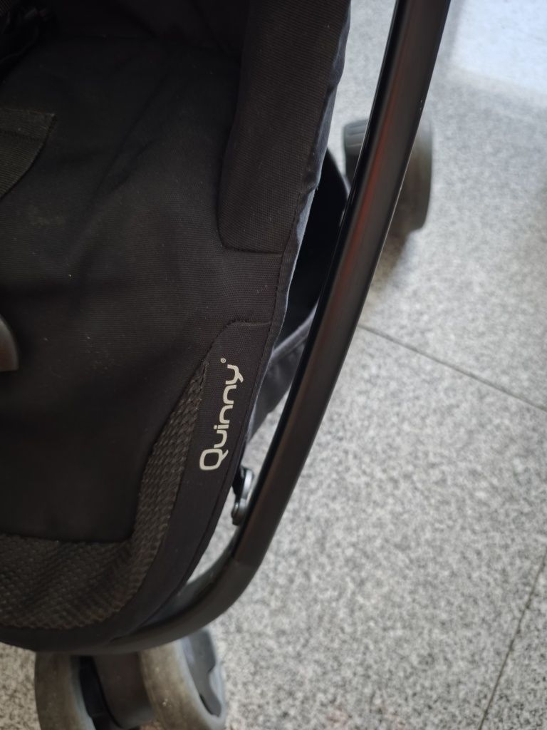 Carrinho de Passeio de Bebé Quinny