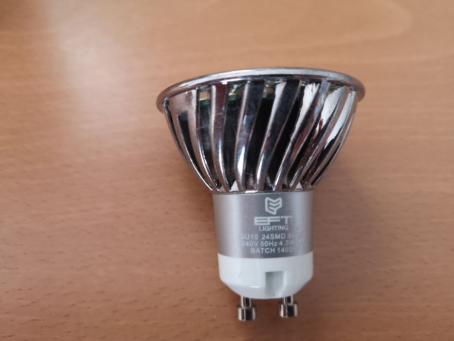 Lâmpadas LED 4,5W 3000k A++