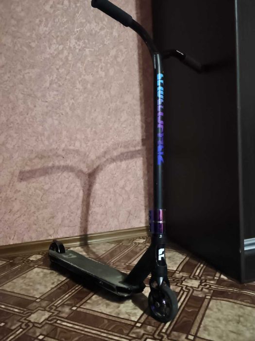 Самокат трюковий