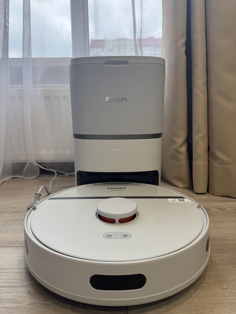 Робот пилосос PHILIPS 3000 XU3110/02