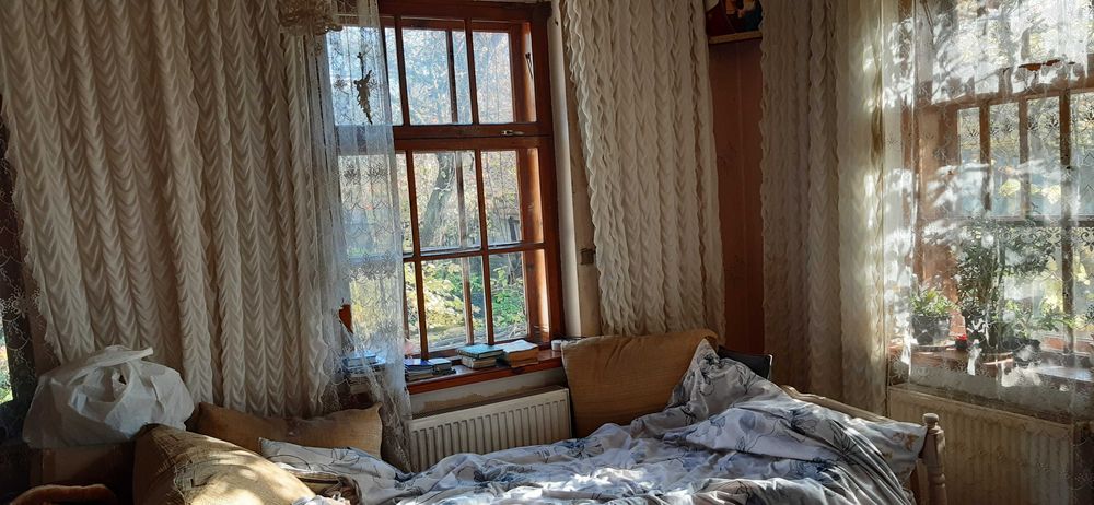 продаєм будинок із жилою літнєю кухнею